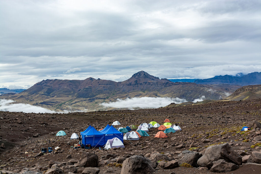 Vista general del campamento unos 30km al sur de El Calafate